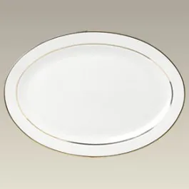 Kjötfat með gullröndum